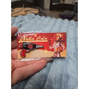 Fallout Nuka Cola Ray Gun Enamel Pin Bethesda 2018 Sealed Loot Crate